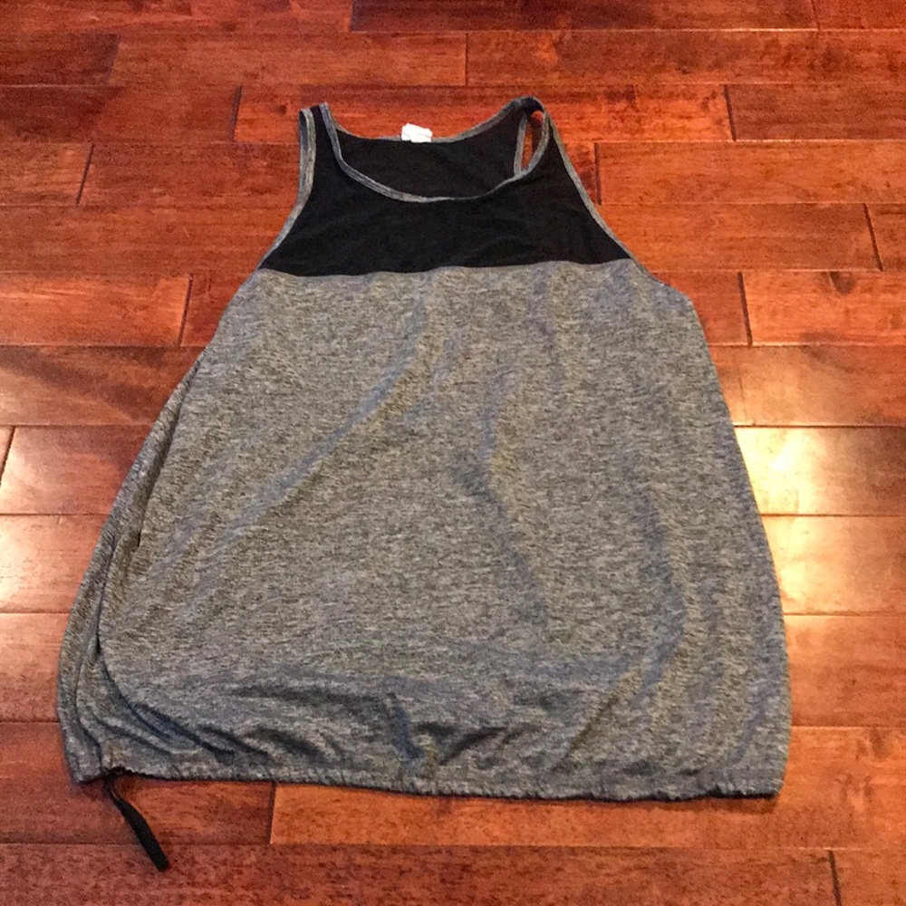 Black and grey workout tank top